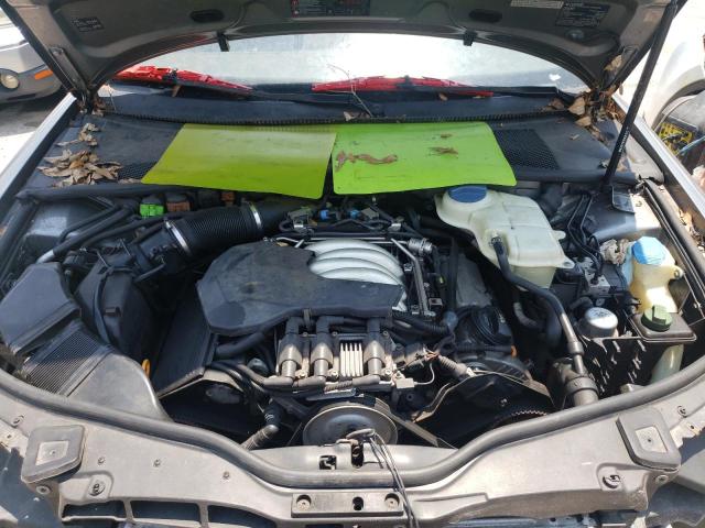 Photo 7 from auction – 2004 VOLKSWAGEN PASSAT GLX with VIN WVWYH63B14E080428