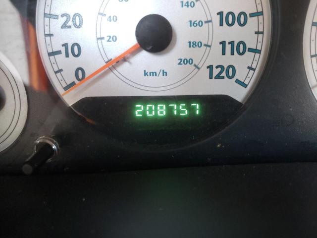 Photo 8 from auction – 2006 CHRYSLER TOWN & COU with VIN 2A8GP44R06R710646