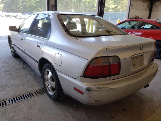 Photo 3 from auction – 1997 HONDA ACCORD SE with VIN 1HGCD5607VA067946