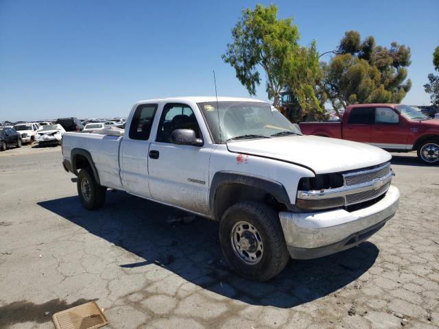 CHEVROLET silverado 2002 with VIN 1GCHC29U12E119600 - Photo from auction