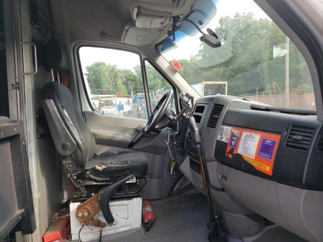 Photo 5 from auction – 2014 MERCEDES-BENZ SPRINTER 2 with VIN WD3PE8DE8E5822702