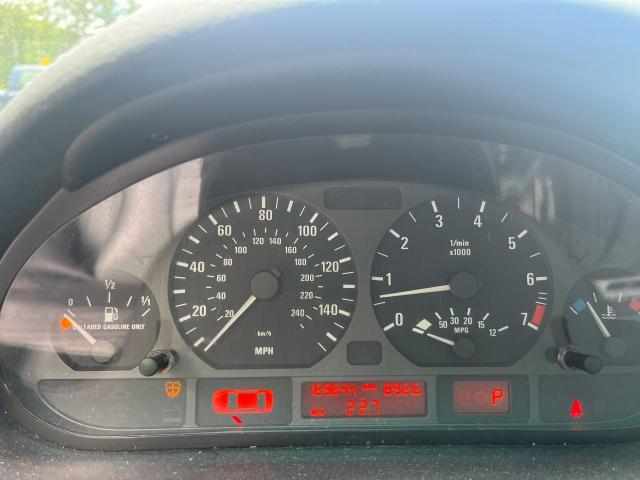 Photo 8 from auction – 2004 BMW 325 XI with VIN WBAEU33414PR12429
