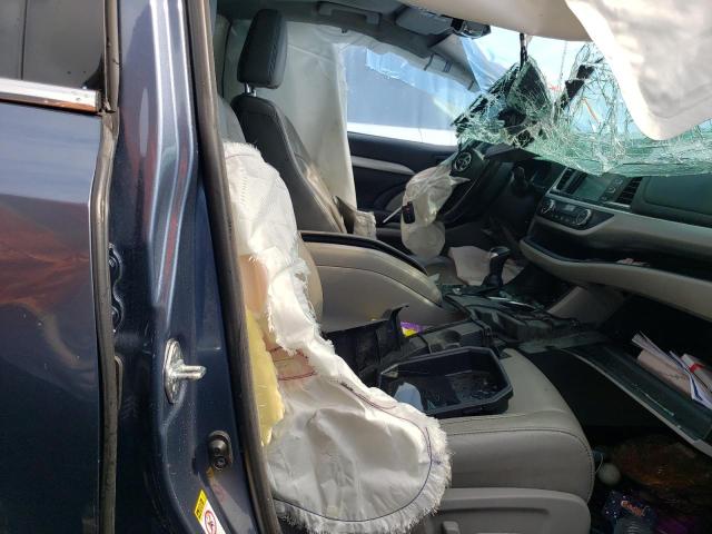 Photo 5 from auction – 2018 TOYOTA HIGHLANDER with VIN 5TDJZRFH2JS485199