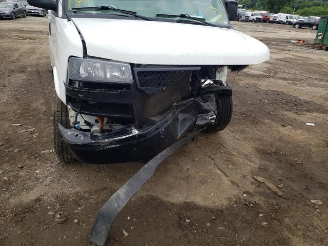 Photo 9 from auction – 2018 CHEVROLET EXPRESS G2 with VIN 1GCWGBFP4J1207167