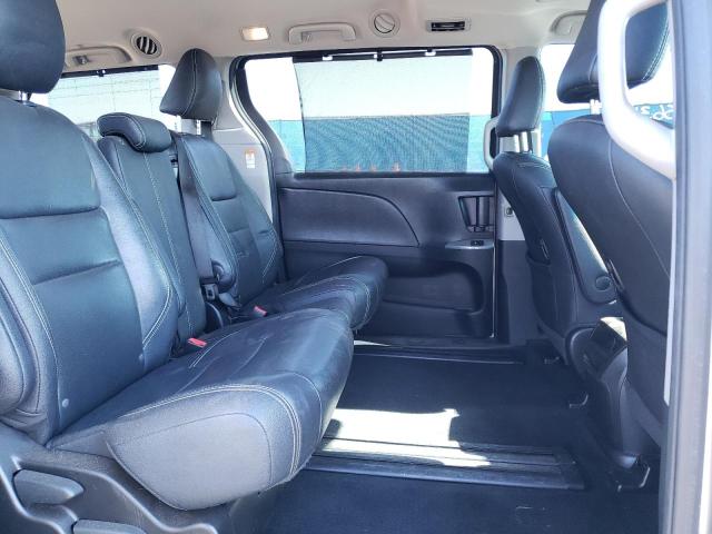Photo 6 from auction – 2016 TOYOTA SIENNA SE with VIN 5TDXK3DC6GS718108
