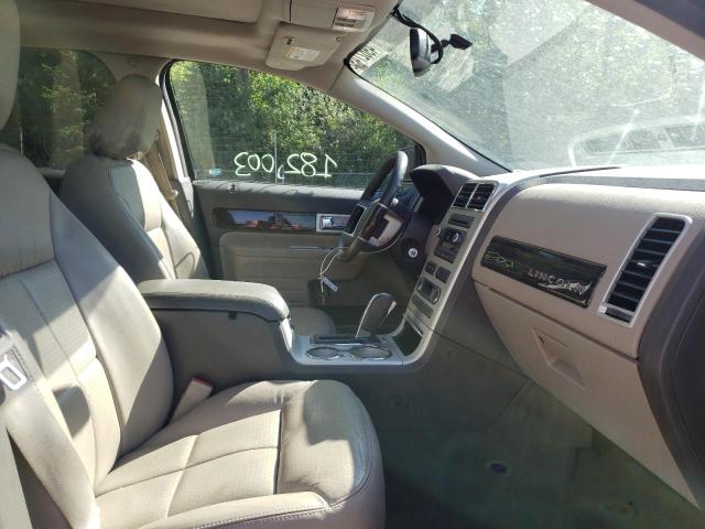 Photo 5 from auction – 2009 LINCOLN MKX with VIN 2LMDU88C19BJ04110