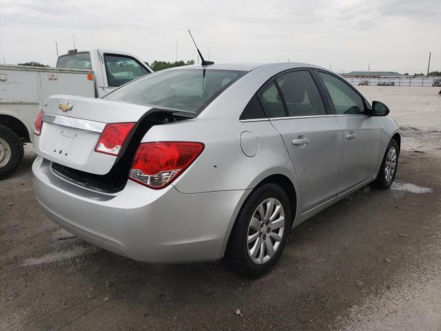 Photo 4 from auction – 2011 CHEVROLET CRUZE LS with VIN 1G1PD5SH7B7199554