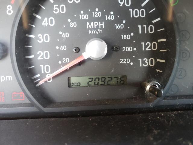 Photo 8 from auction – 2004 KIA SORENTO EX with VIN KNDJC733545330123