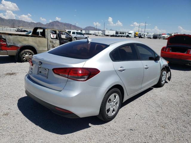 Photo 4 from auction – 2017 KIA FORTE LX with VIN 3KPFK4A78HE017770