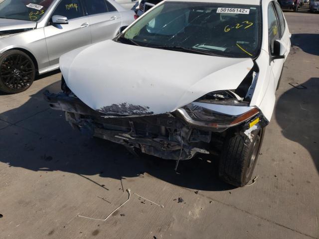 Photo 9 from auction – 2016 TOYOTA COROLLA L with VIN 5YFBURHE2GP552276