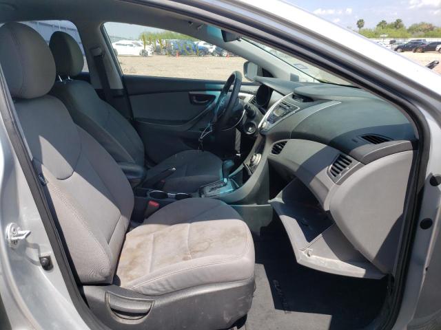 Photo 5 from auction – 2012 HYUNDAI ELANTRA GL with VIN 5NPDH4AE5CH111033