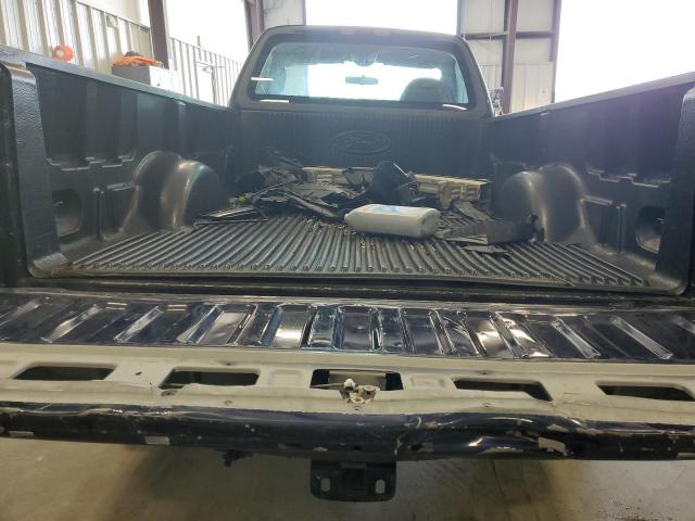 Photo 6 from auction – 2004 FORD F-150 HERI with VIN 2FTRF17W84CA95041