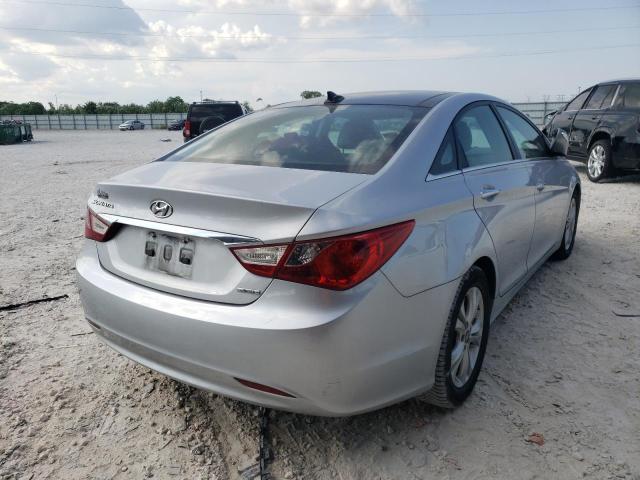Photo 4 from auction – 2012 HYUNDAI SONATA SE with VIN 5NPEC4AC1CH344487