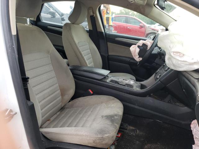 Photo 5 from auction – 2017 FORD FUSION S with VIN 3FA6P0G78HR335405