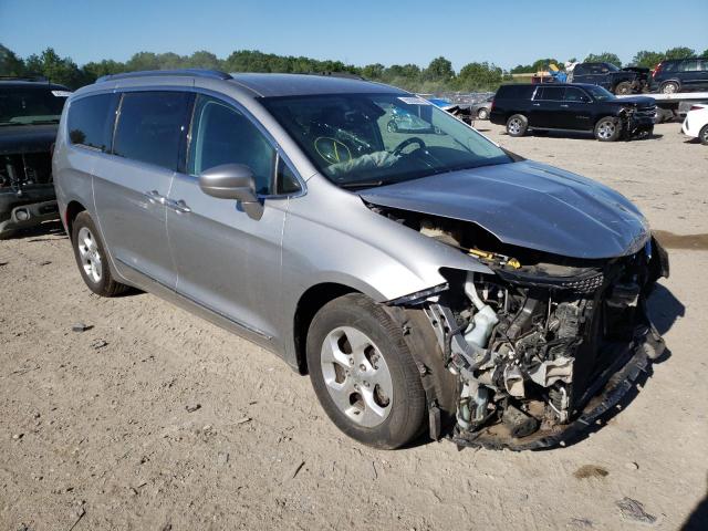 CHRYSLER PACIFICA T 2017 with VIN 2C4RC1EG2HR652890 - Photo from auction