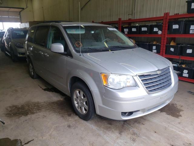 Photo 1 from auction – 2010 CHRYSLER TOWN & COU with VIN 2A4RR5D17AR104760