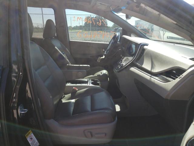 Photo 5 from auction – 2015 TOYOTA SIENNA XLE with VIN 5TDYK3DC6FS671519