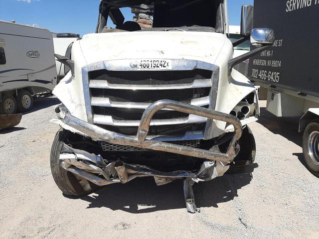 Photo 7 from auction – 2021 FREIGHTLINER CASCADIA 1 with VIN 3AKJHHDR7MSMG4646