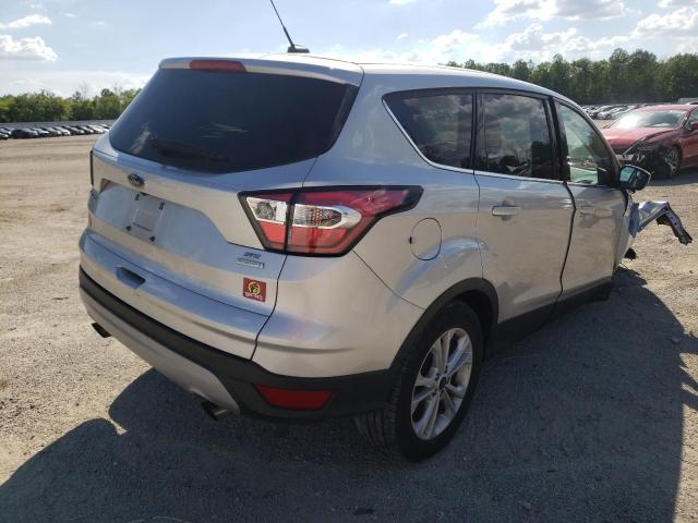 Photo 4 from auction – 2017 FORD ESCAPE SE with VIN 1FMCU0GD8HUE70321