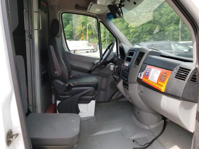 Photo 5 from auction – 2011 MERCEDES-BENZ SPRINTER 2 with VIN WD3PE8CB1B5579737