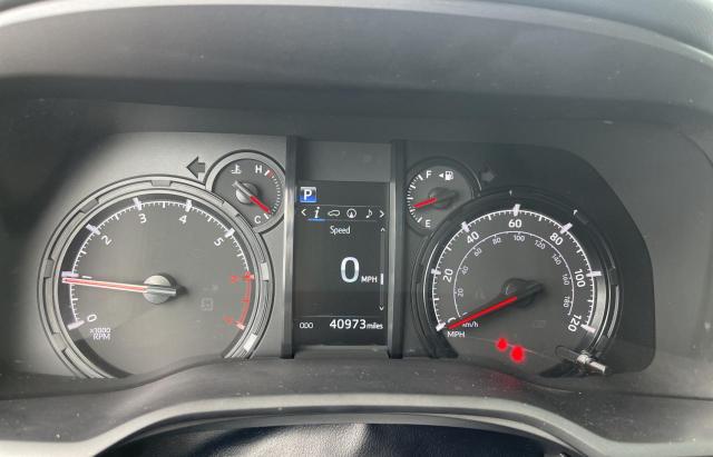 Photo 8 from auction – 2021 TOYOTA 4RUNNER SR with VIN JTEBU5JR5M5846765
