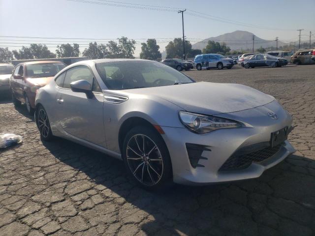 TOYOTA 86 BASE 2017 with VIN JF1ZNAA11H9702587 - Photo from auction