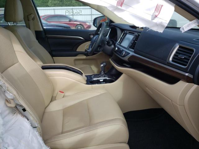 Photo 5 from auction – 2016 TOYOTA HIGHLANDER with VIN 5TDYKRFH7GS156008