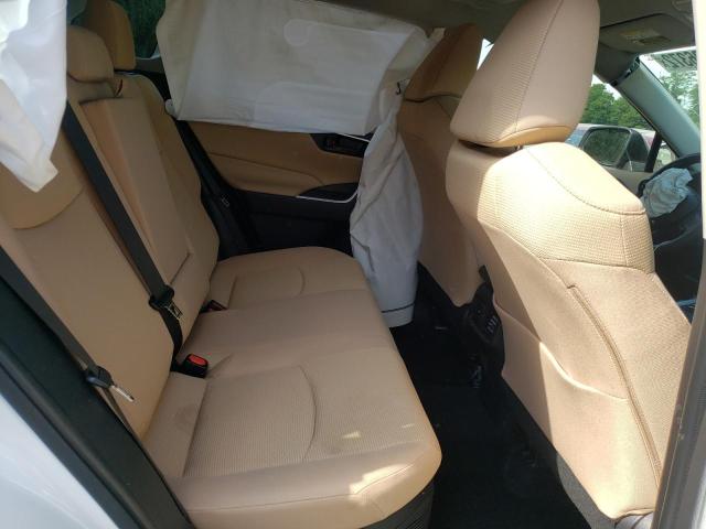 Photo 6 from auction – 2020 TOYOTA RAV4 LE with VIN JTMLWRFV4LD549233