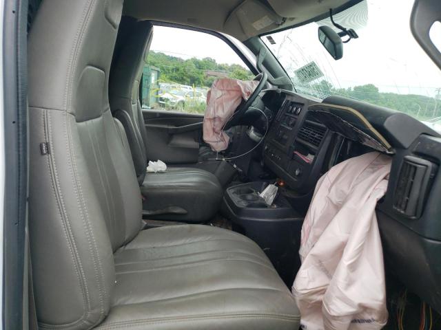 Photo 5 from auction – 2018 CHEVROLET EXPRESS G2 with VIN 1GCWGBFP4J1207167