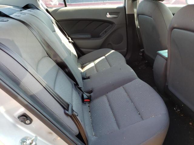 Photo 6 from auction – 2017 KIA FORTE LX with VIN 3KPFK4A78HE017672