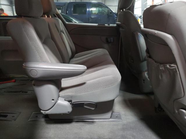 Photo 6 from auction – 2006 CHRYSLER TOWN & COU with VIN 1A4GP45RX6B630723