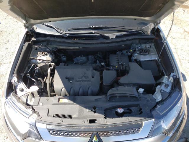 Photo 7 from auction – 2020 MITSUBISHI OUTLANDER with VIN JA4AZ3A3XLZ019511