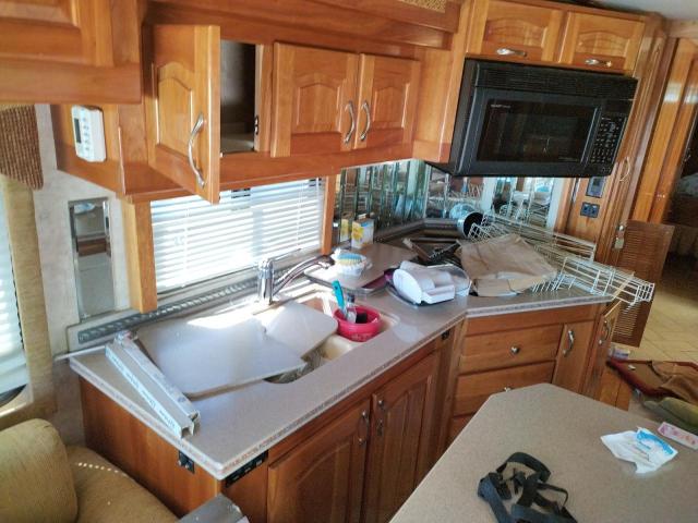 Photo 10 from auction – 2004 MONA MOTORHOME with VIN 1RFC9564941030858