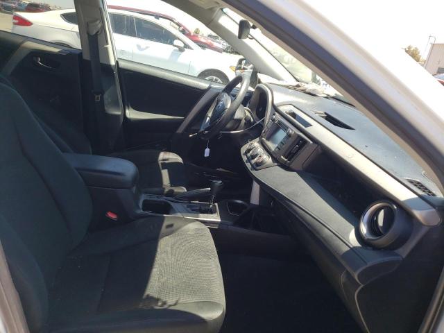 Photo 5 from auction – 2018 TOYOTA RAV4 LE with VIN 2T3ZFREV5JW415441