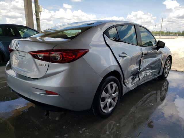 Photo 4 from auction – 2018 MAZDA 3 SPORT with VIN 3MZBN1U78JM201616