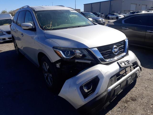 NISSAN PATHFINDER 2017 with VIN 5N1DR2MN8HC686139 - Photo from auction