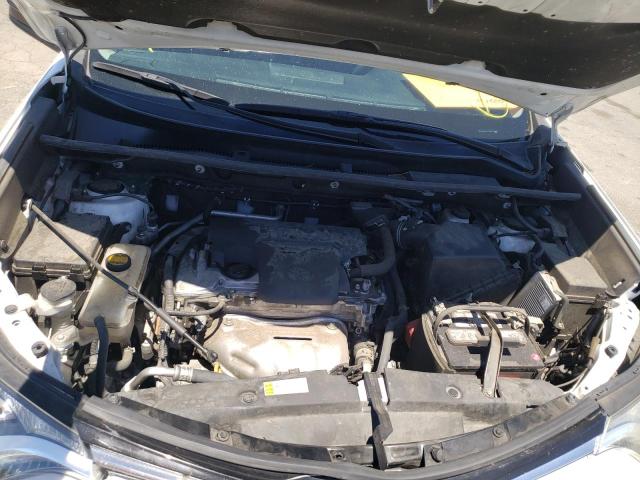 Photo 7 from auction – 2018 TOYOTA RAV4 LE with VIN 2T3ZFREV5JW415441