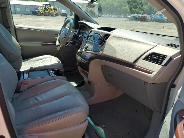 Photo 5 from auction – 2011 TOYOTA SIENNA XLE with VIN 5TDYK3DCXBS005824