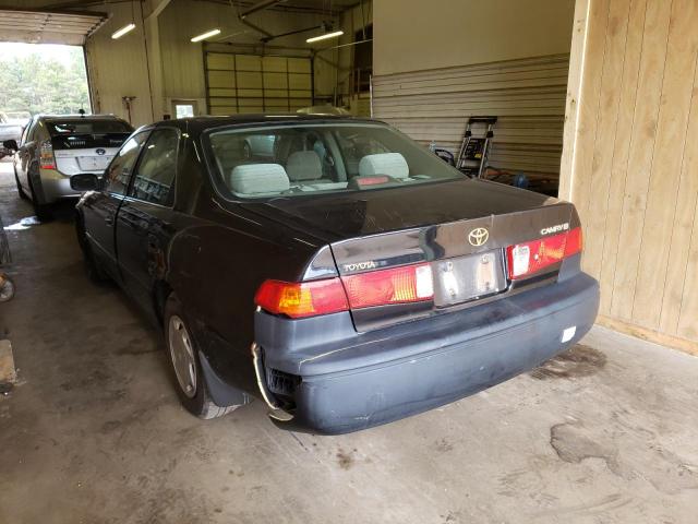 Photo 3 from auction – 2000 TOYOTA CAMRY CE with VIN 4T1BG22K7YU733919