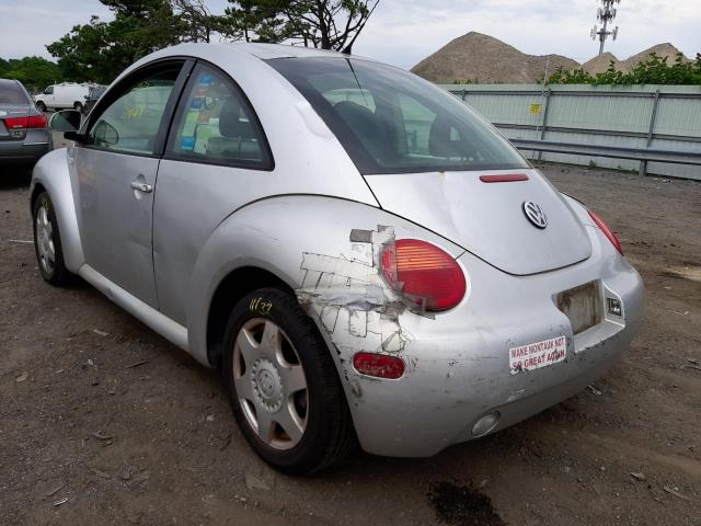 Photo 3 from auction – 2000 VOLKSWAGEN BEETLE with VIN 3VWCC21C6YM482651