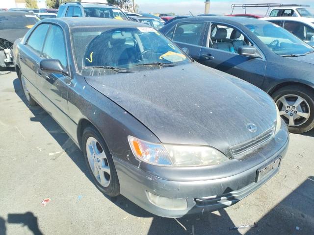 LEXUS ES 300 2000 with VIN JT8BF28G8Y0247510 - Photo from auction