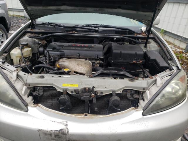 Photo 7 from auction – 2004 TOYOTA CAMRY LE with VIN 4T1BE32K74U842449