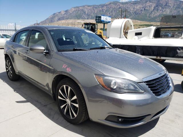 CHRYSLER 200 TOURIN 2013 z numerem VIN 1C3CCBBB4DN652924 - Zdjęcie z aukcji