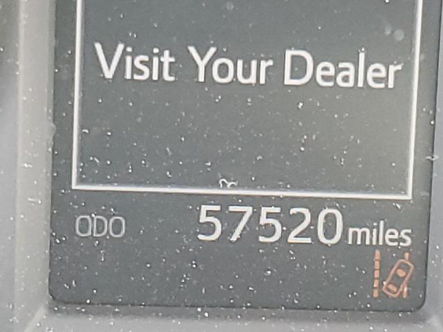 Photo 8 from auction – 2018 TOYOTA RAV4 LE with VIN JTMZFREV9JJ152305
