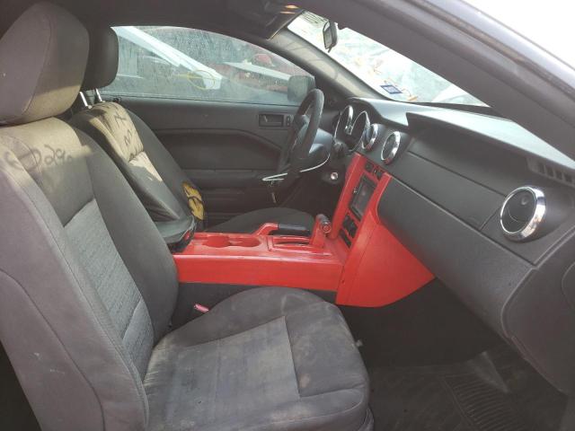 Photo 5 from auction – 2005 FORD MUSTANG with VIN 1ZVFT80N455206800