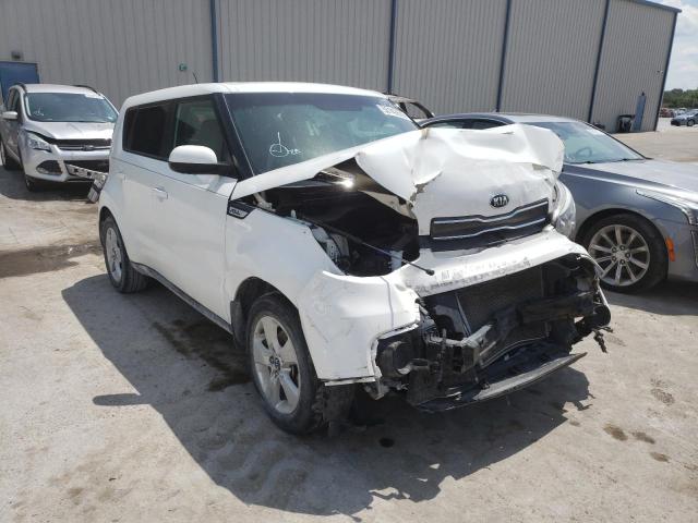 KIA SOUL 2017 with VIN KNDJN2A20H7455922 - Photo from auction