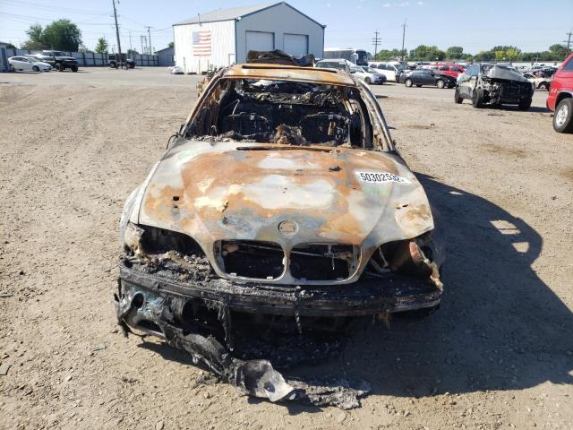 Photo 10 from auction – 2004 BMW 325 I with VIN WBAET37404NJ45035