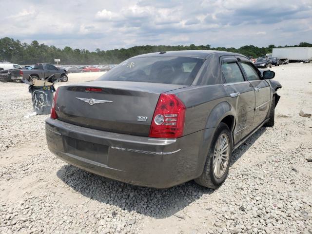 Photo 4 from auction – 2010 CHRYSLER 300 TOURIN with VIN 2C3CA5CV4AH180289