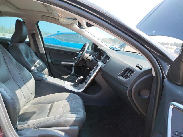 Photo 5 from auction – 2015 VOLVO S60 PREMIE with VIN YV140MFB2F1305966