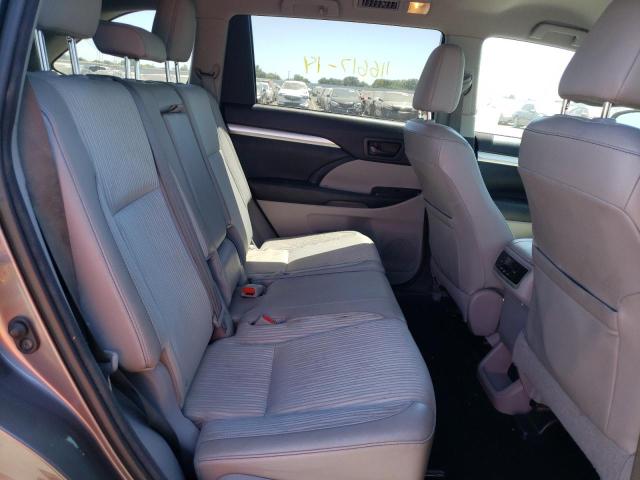 Photo 6 from auction – 2014 TOYOTA HIGHLANDER with VIN 5TDZKRFH6ES019594